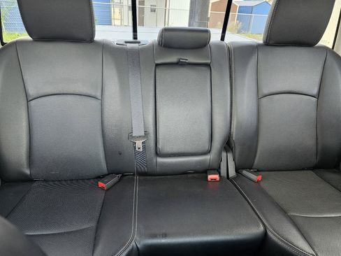 Used 2015 RAM 1500 Laramie w/ Convenience Group AWD/4WD image 28