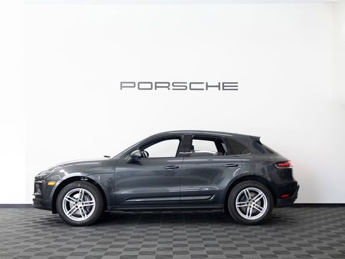 Certified 2025 Porsche Macan AWD/4WD image 2