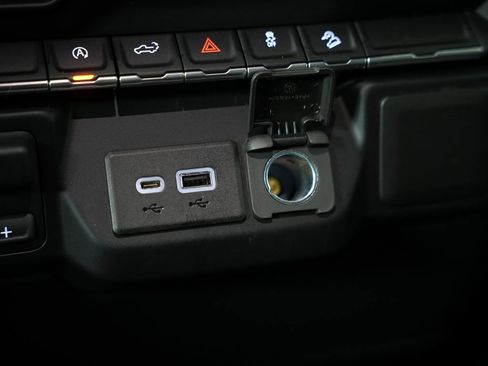 Used 2019 Chevrolet Silverado 1500 RST w/ All-Star Edition image 27