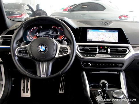 Used 2023 BMW 430i Coupe w/ M Sport Package RWD image 29