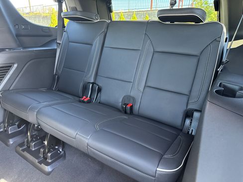 New 2026 GMC Yukon Elevation image 30