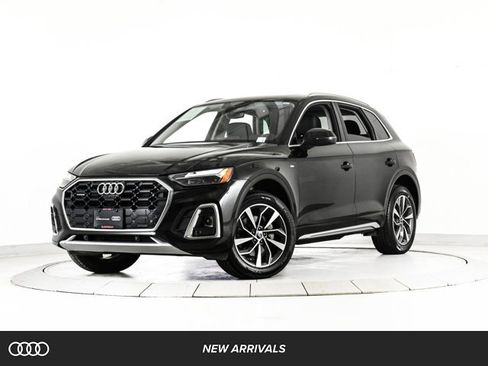 Certified 2023 Audi Q5 2.0T Premium Plus w/ Premium Plus Package image 1