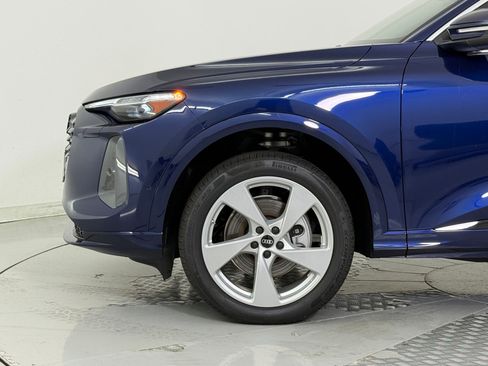 New 2025 Audi Q5 Premium Plus image 24