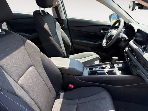 Used 2025 Honda Accord SE image 14