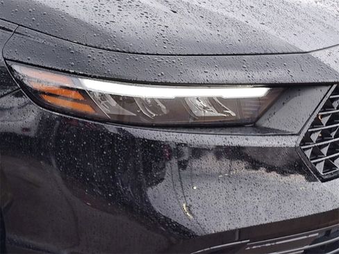 Used 2024 Honda Accord Sport image 14