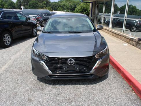 Used 2024 Nissan Sentra S FWD image 2