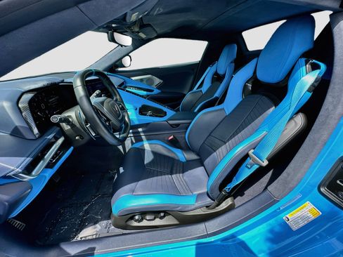 Used 2021 Chevrolet Corvette Stingray Premium Conv w/ Z51 Performance Package RWD image 20