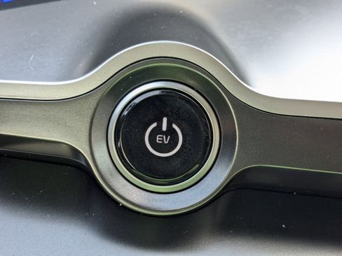 Certified 2022 Kia EV6 Wind image 34