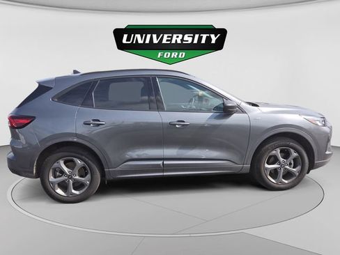 Used 2024 Ford Escape ST-Line w/ Tech Pack #1 AWD/4WD image 2