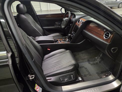 Used 2018 Bentley Flying Spur V8 AWD/4WD image 35