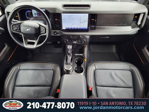 Used 2023 Ford Bronco Badlands AWD/4WD image 13