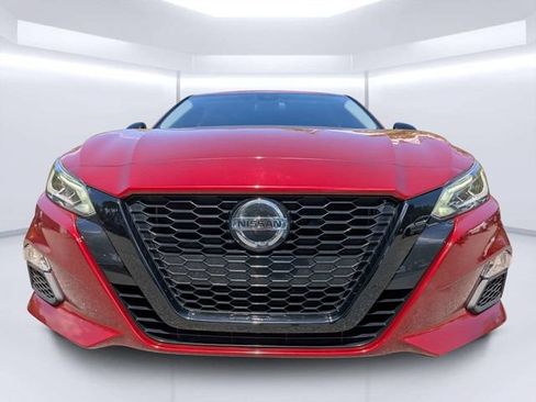 Used 2022 Nissan Altima 2.5 SR FWD image 8