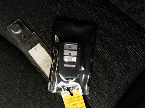 Certified 2024 Honda Ridgeline Sport image 42