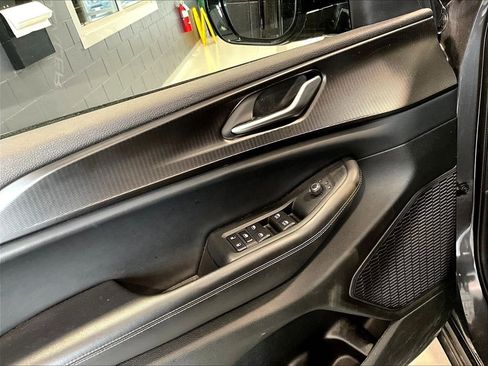 Used 2023 Jeep Grand Cherokee Altitude image 10