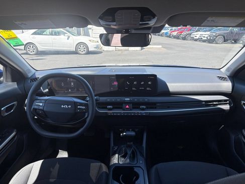 Used 2026 Kia K4 FWD image 33