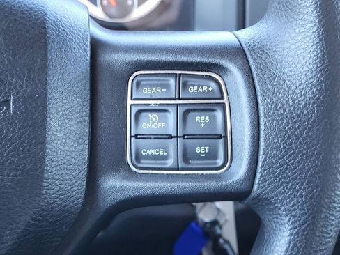 Used 2018 RAM 1500 Classic SLT AWD/4WD image 20