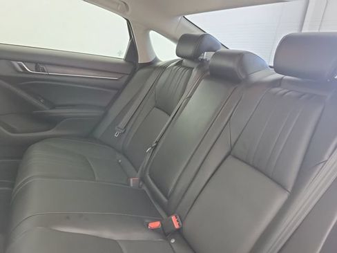 Used 2022 Honda Accord EX-L image 12