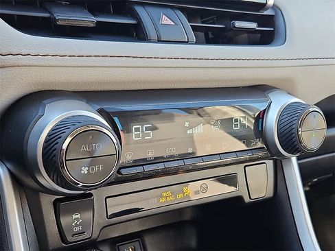 Used 2023 Toyota RAV4 XLE image 14