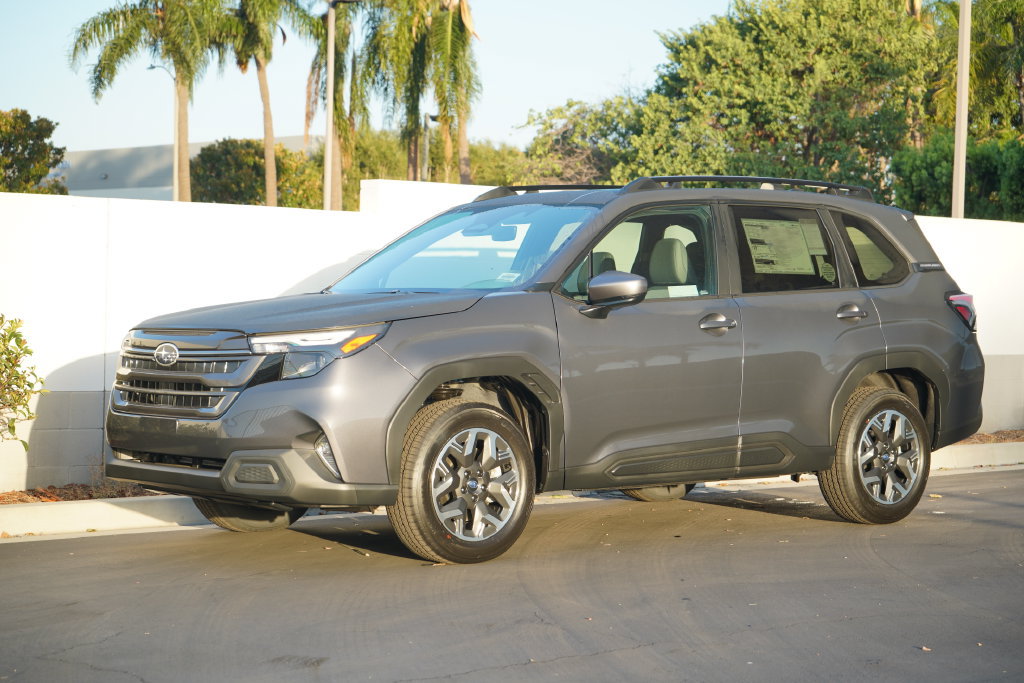 New 2026 Subaru Forester Premium AWD/4WD image 1