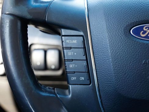 Used 2012 Ford Taurus SHO image 23