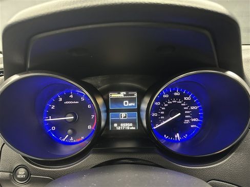 Used 2015 Subaru Legacy 2.5i Premium w/ Popular Package #2 AWD/4WD image 25