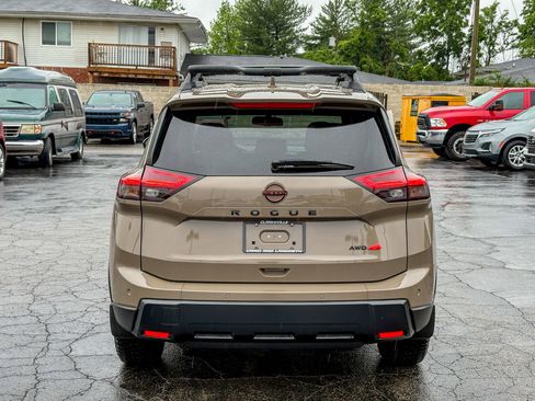 Used 2025 Nissan Rogue SV w/ Rock Creek Premium Package AWD/4WD image 13