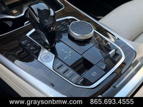 Used 2020 BMW X7 xDrive40i w/ Premium Package AWD/4WD image 30