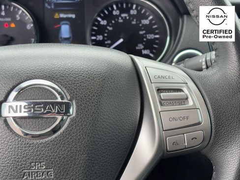 Used 2016 Nissan Rogue SL w/ SL Premium Package image 21