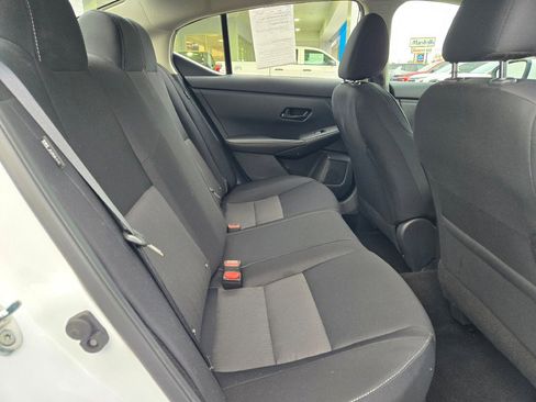 Used 2024 Nissan Sentra SV image 9