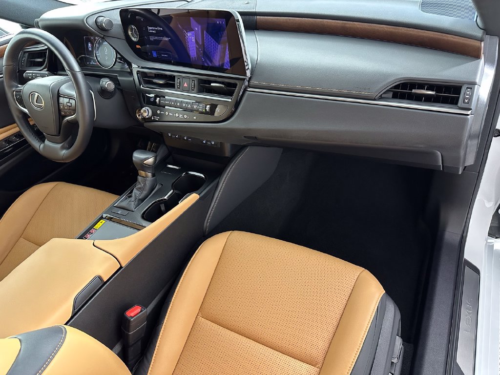 Used 2025 Lexus ES 350 w/ Accessory Package (Z2) FWD image 21