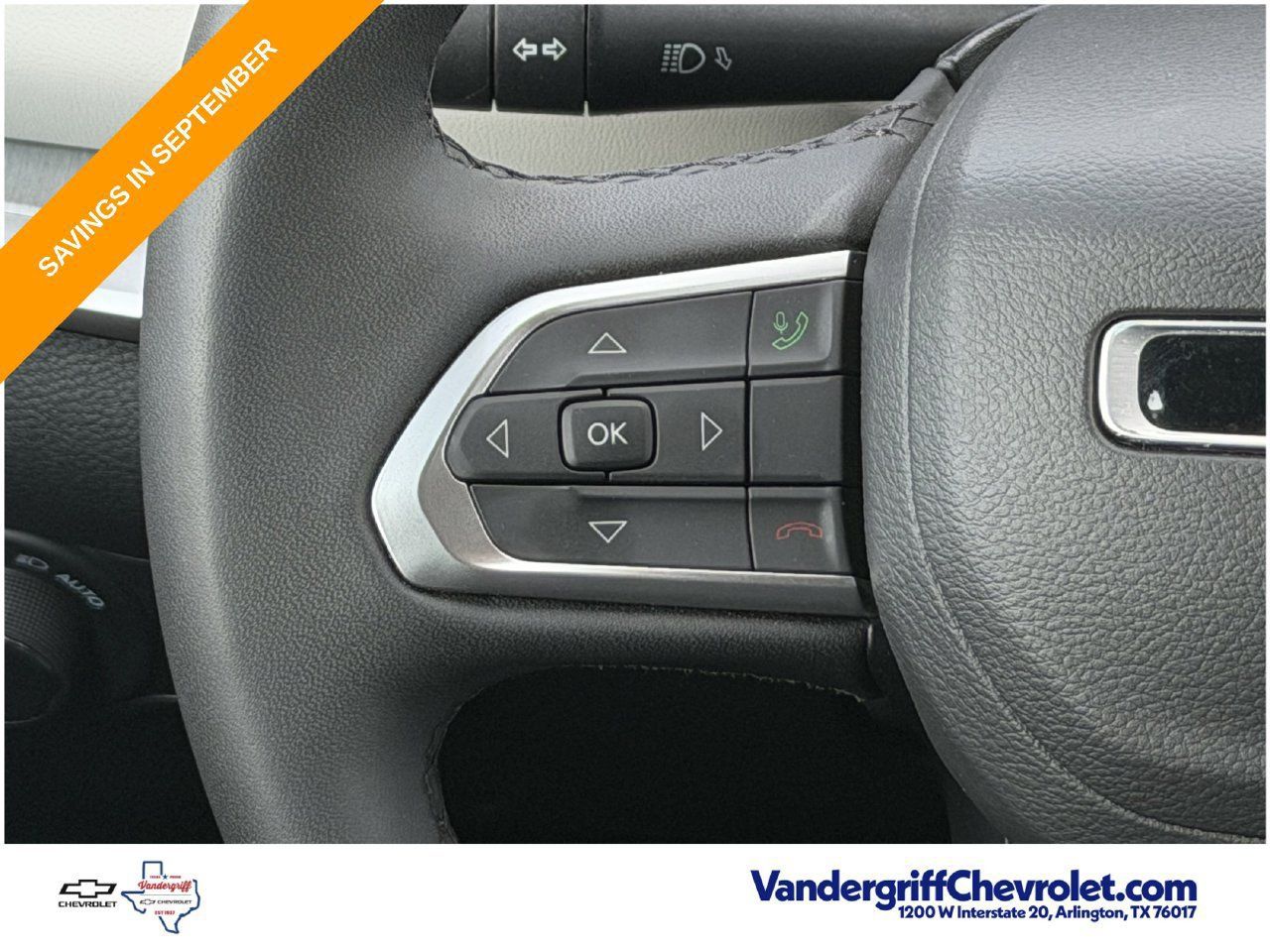 Used 2025 Jeep Compass Limited AWD/4WD image 13