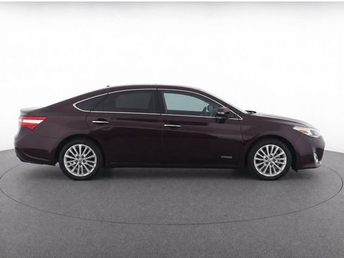 Used 2013 Toyota Avalon XLE Premium FWD image 11
