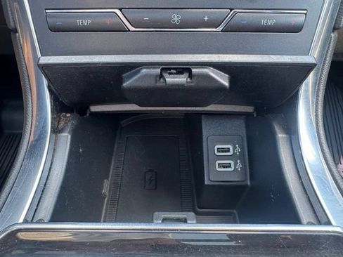 Used 2019 Ford Edge ST w/ Equipment Group 401A AWD/4WD image 30