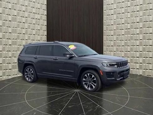 Certified 2023 Jeep Grand Cherokee L Overland AWD/4WD image 2