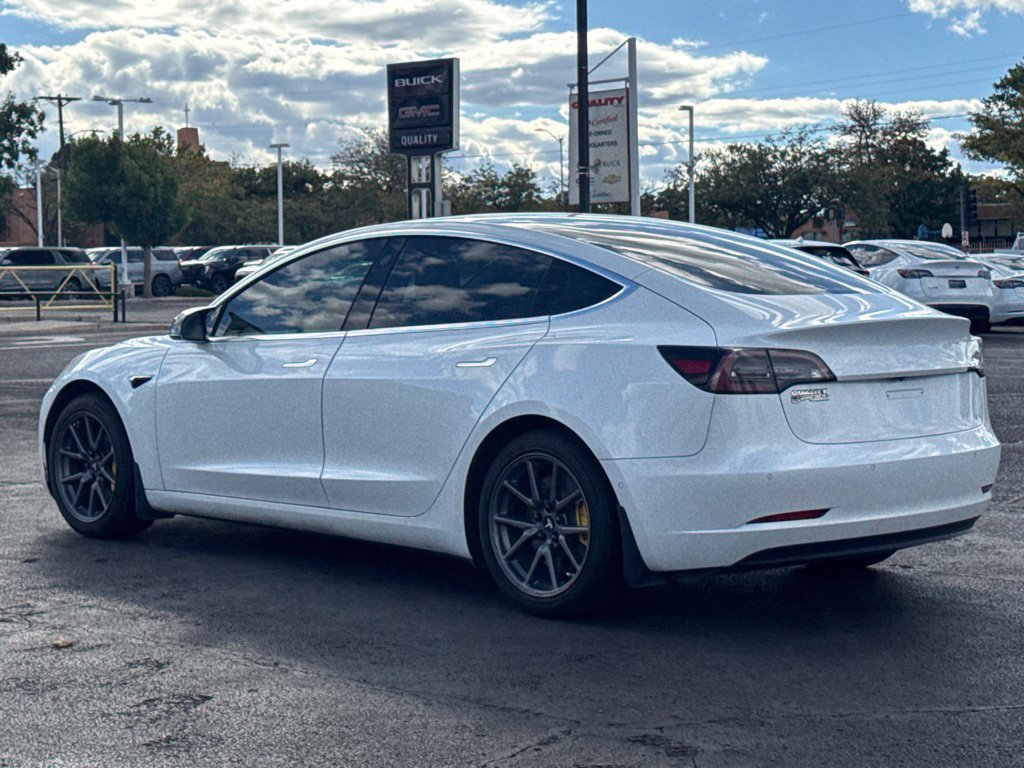 Used 2020 Tesla Model 3 Standard Range Plus RWD image 10