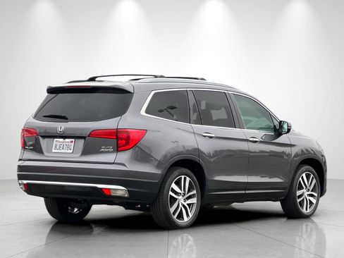 Used 2018 Honda Pilot Elite image 5