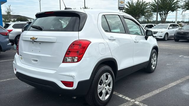 Used 2017 Chevrolet Trax LS FWD image 7