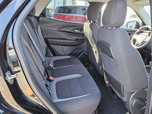 Used 2023 Chevrolet TrailBlazer LT w/ Convenience Package image 16