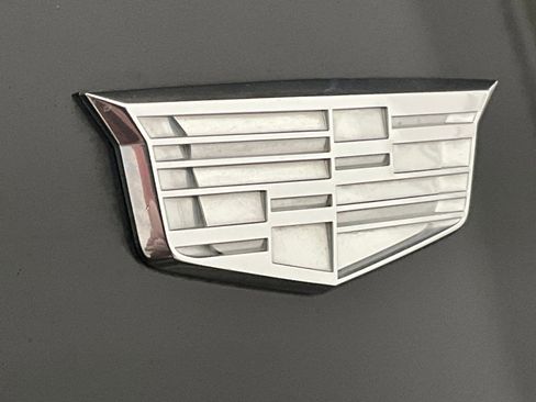 Used 2022 Cadillac Escalade ESV Sport Platinum w/ LPO, ONYX Package image 31