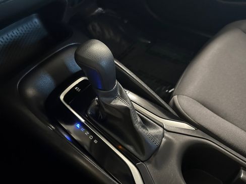 Used 2023 Toyota Corolla LE image 21