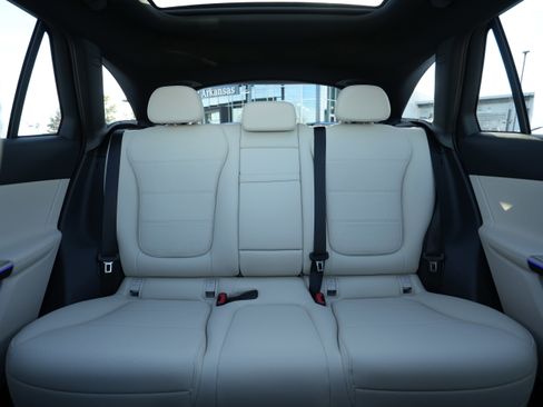 New 2026 Mercedes-Benz GLC 300 4MATIC image 33