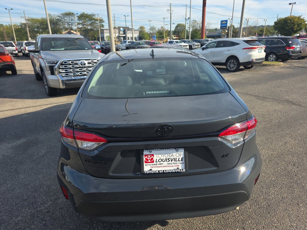 Used 2025 Toyota Corolla LE FWD image 5