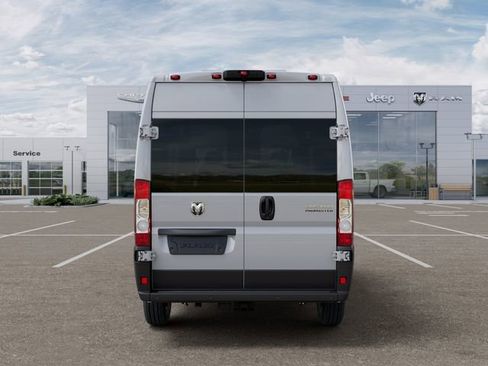 New 2025 RAM ProMaster 2500 w/ Quick Order Package 22G SLT FWD image 7