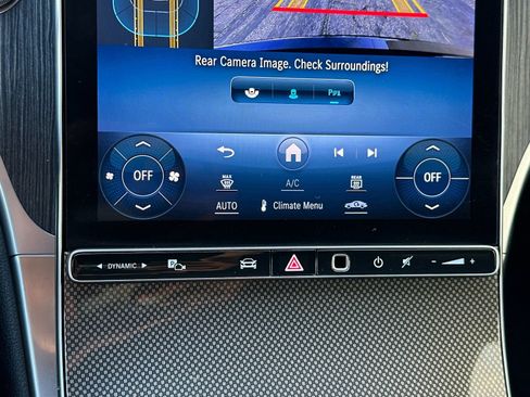 Used 2024 Mercedes-Benz GLC 300 image 23