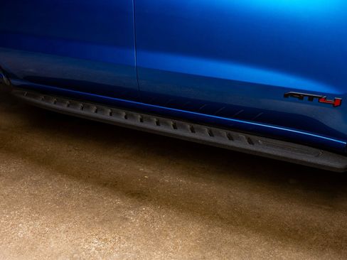 Used 2022 GMC Sierra 1500 AT4 w/ AT4 Preferred Package image 13