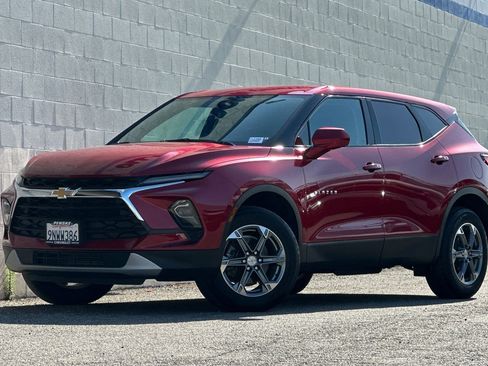 Certified 2024 Chevrolet Blazer LT FWD image 8
