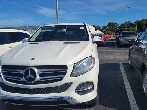 Used 2017 Mercedes-Benz GLE 350 image 4