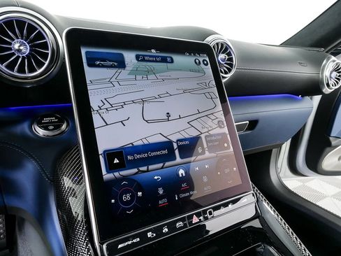 Used 2025 Mercedes-Benz SL 63 AMG 4MATIC image 15