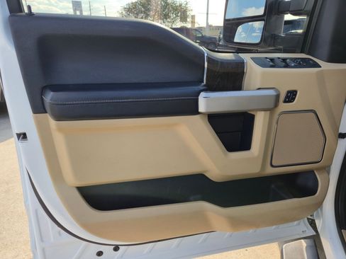 Used 2021 Ford F250 Lariat w/ Lariat Ultimate Package image 13