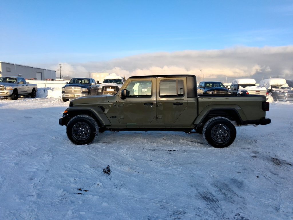 New 2025 Jeep Gladiator Sport AWD/4WD image 5